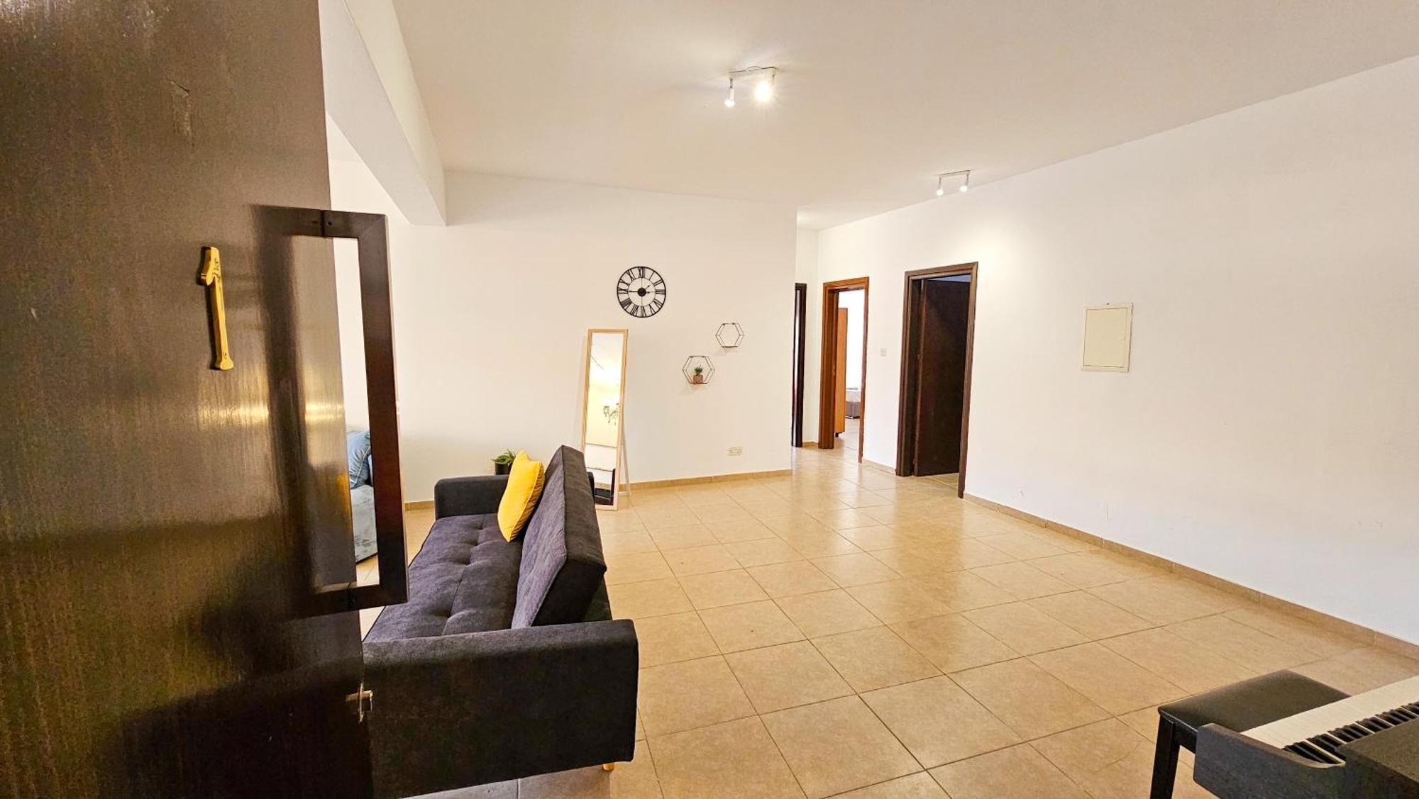 Sky Line City Apartment, 150M From Chabad Lubavitch Larnaca Bagian luar foto