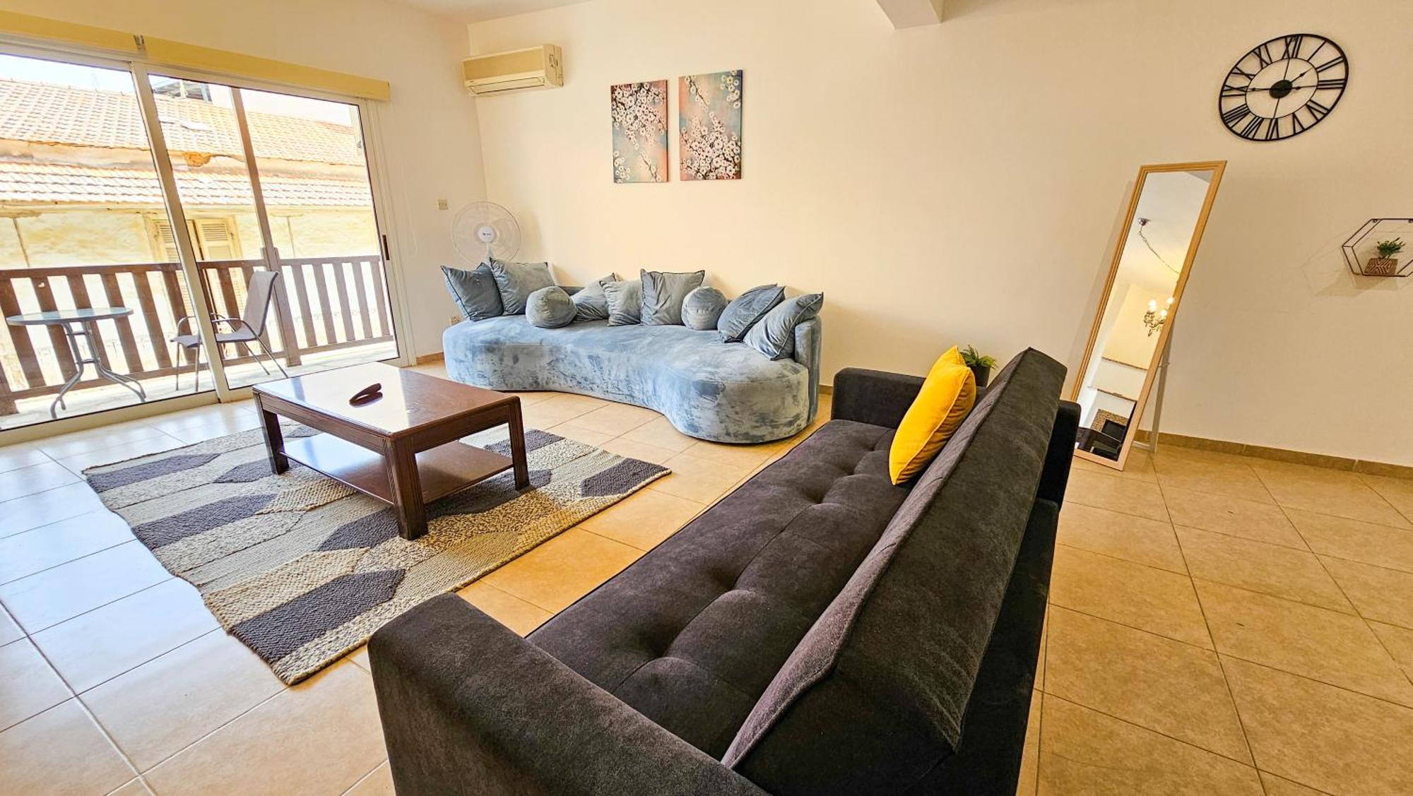 Sky Line City Apartment, 150M From Chabad Lubavitch Larnaca Bagian luar foto